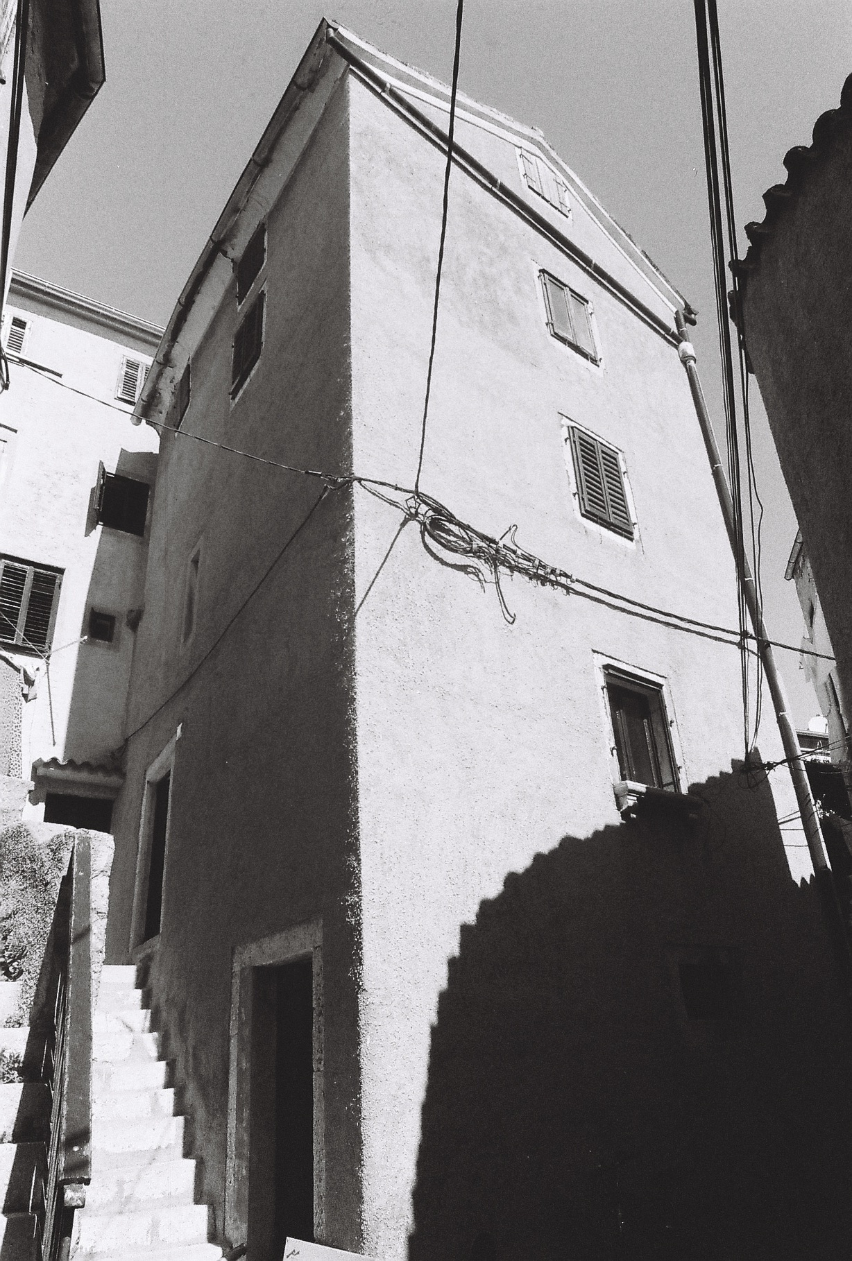 Town house cres